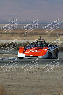 media/Nov-17-2024-CalClub SCCA (Sun) [[5252d9c58e]]/Group 5/Qual (Star Mazda Entrance)/